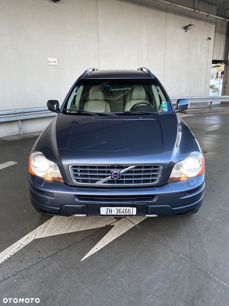 Volvo XC 90 - 1