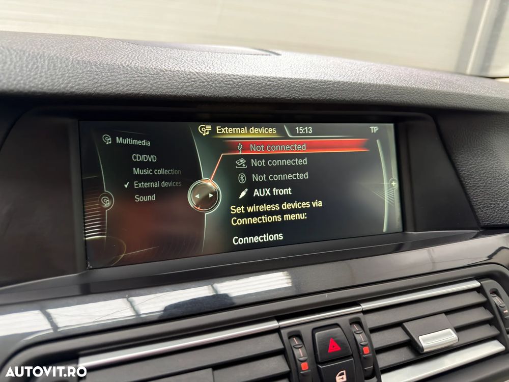 BMW Seria 5 520d Aut. - 31