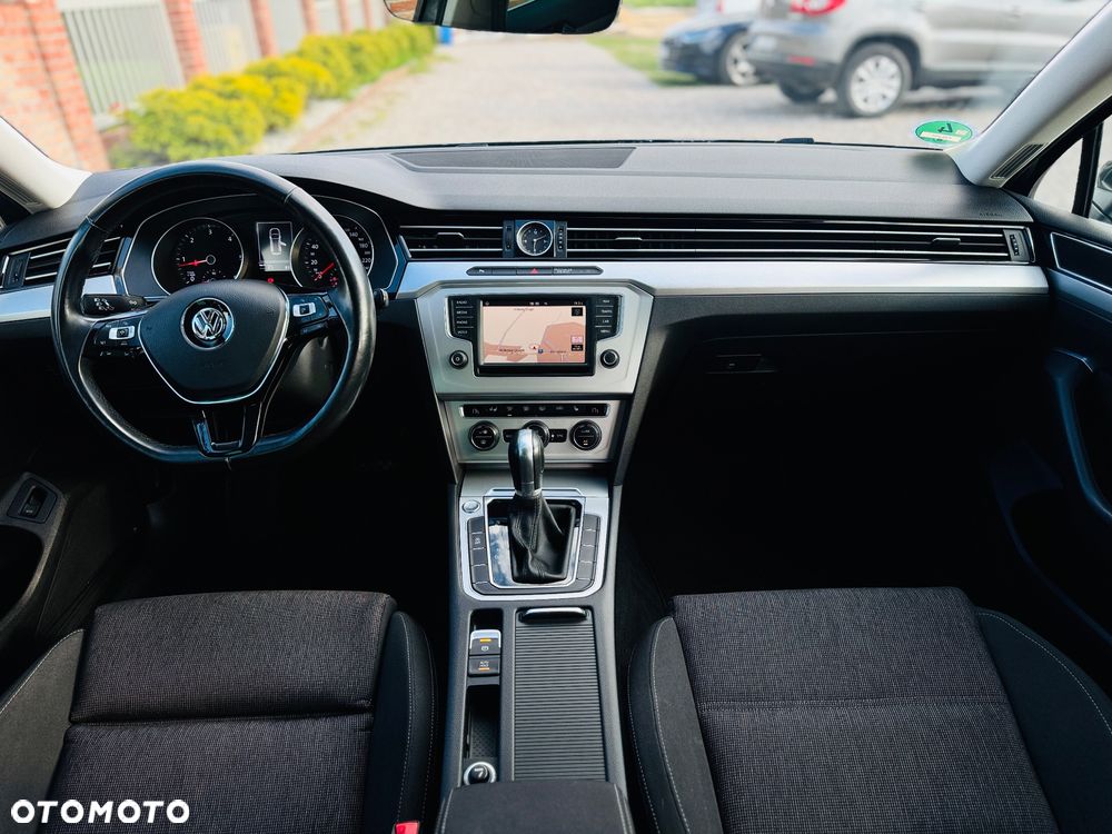 Volkswagen Passat Variant 2.0 TDI DSG (BlueMotion Technology) Comfortline - 17