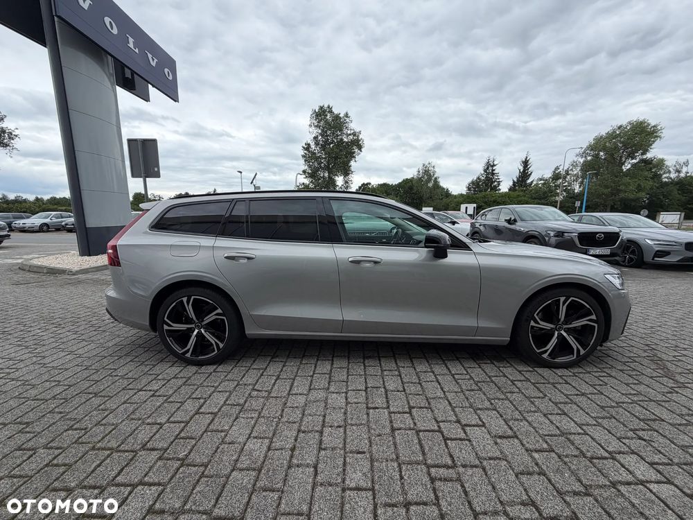Volvo V60 B4 B Plus Dark - 6