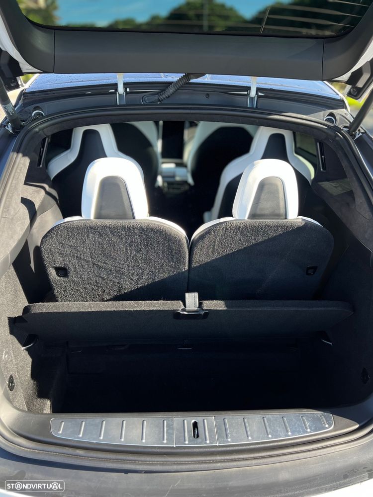 Tesla Model X P100D - 7