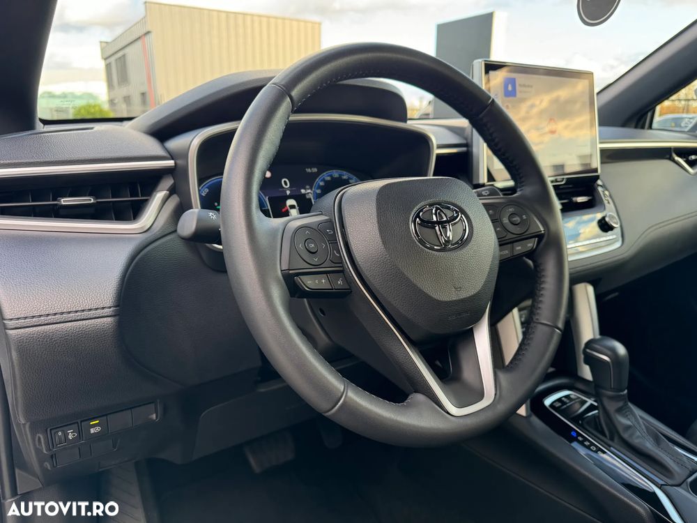 Toyota Corolla TS 2.0 HSD Exclusive - 13