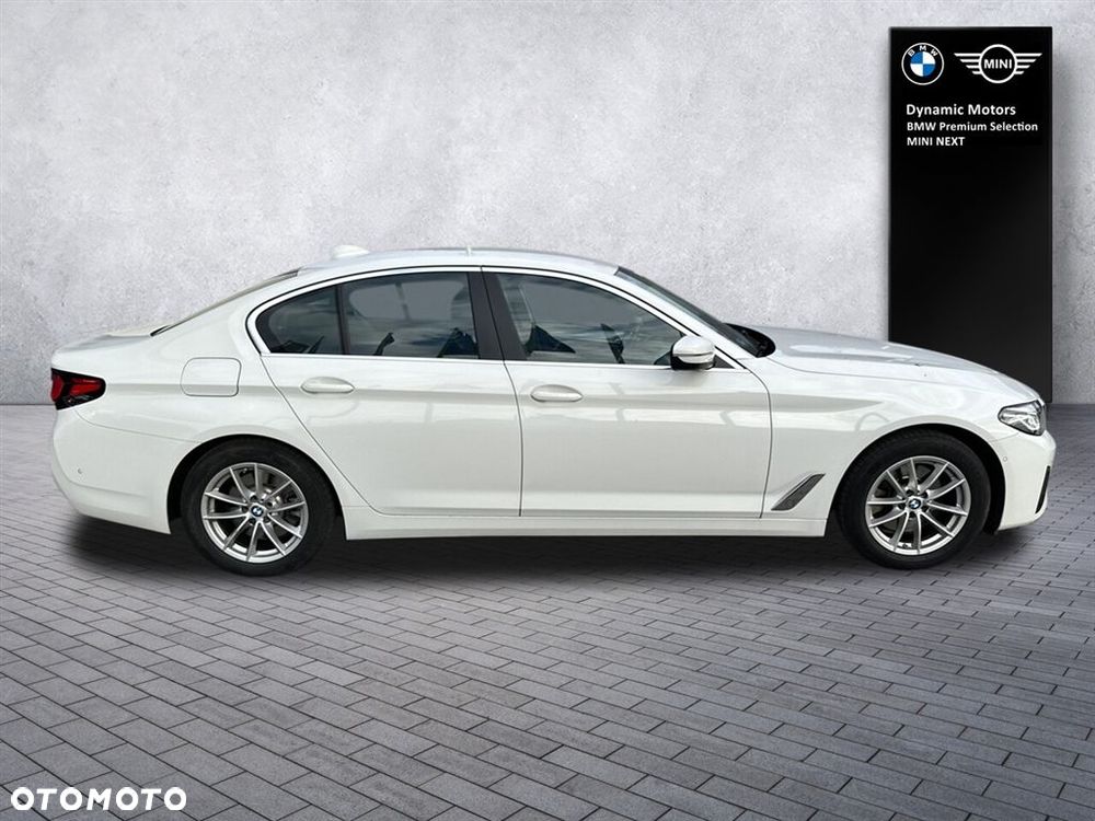 BMW Seria 5 520d MHEV Luxury Line - 11