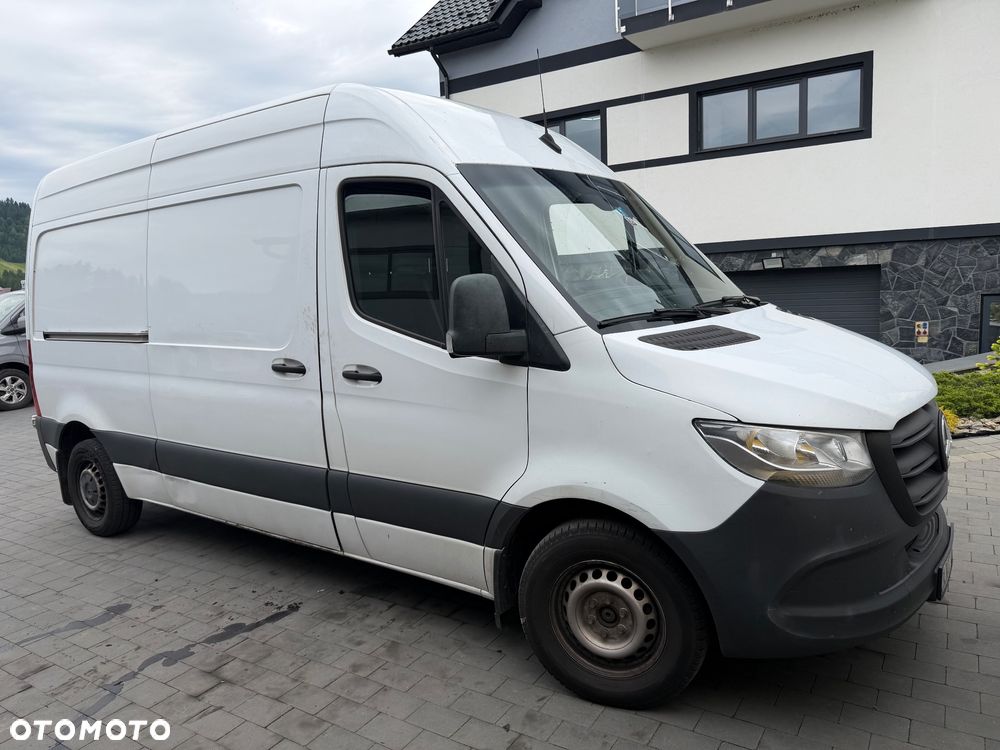 Mercedes-Benz Sprinter - 3