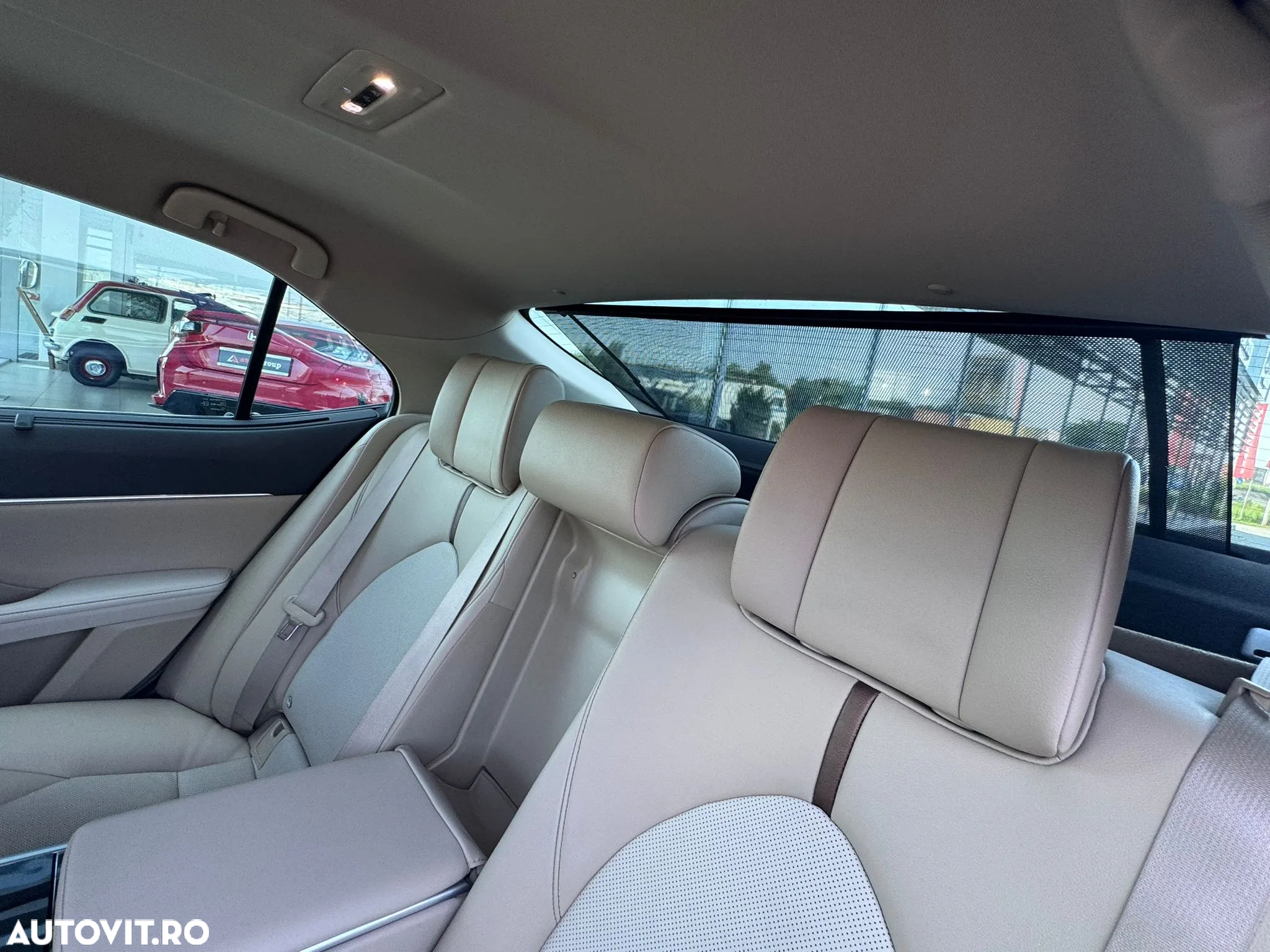 Toyota Camry 2.5 Hybrid Exclusive - 17