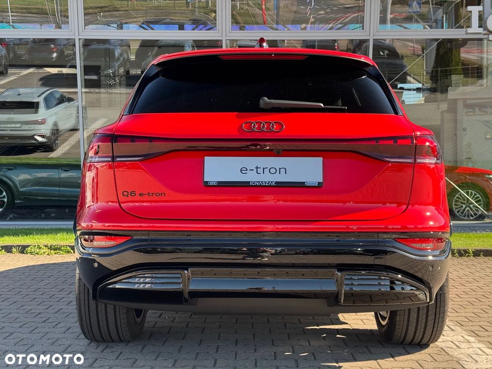 Audi Q6 e-tron - 8