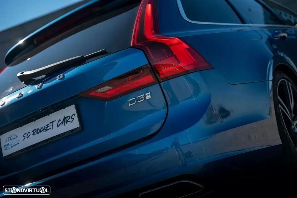 Volvo V90 D3 R Design - 32