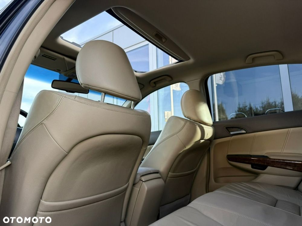 Honda Accord - 17
