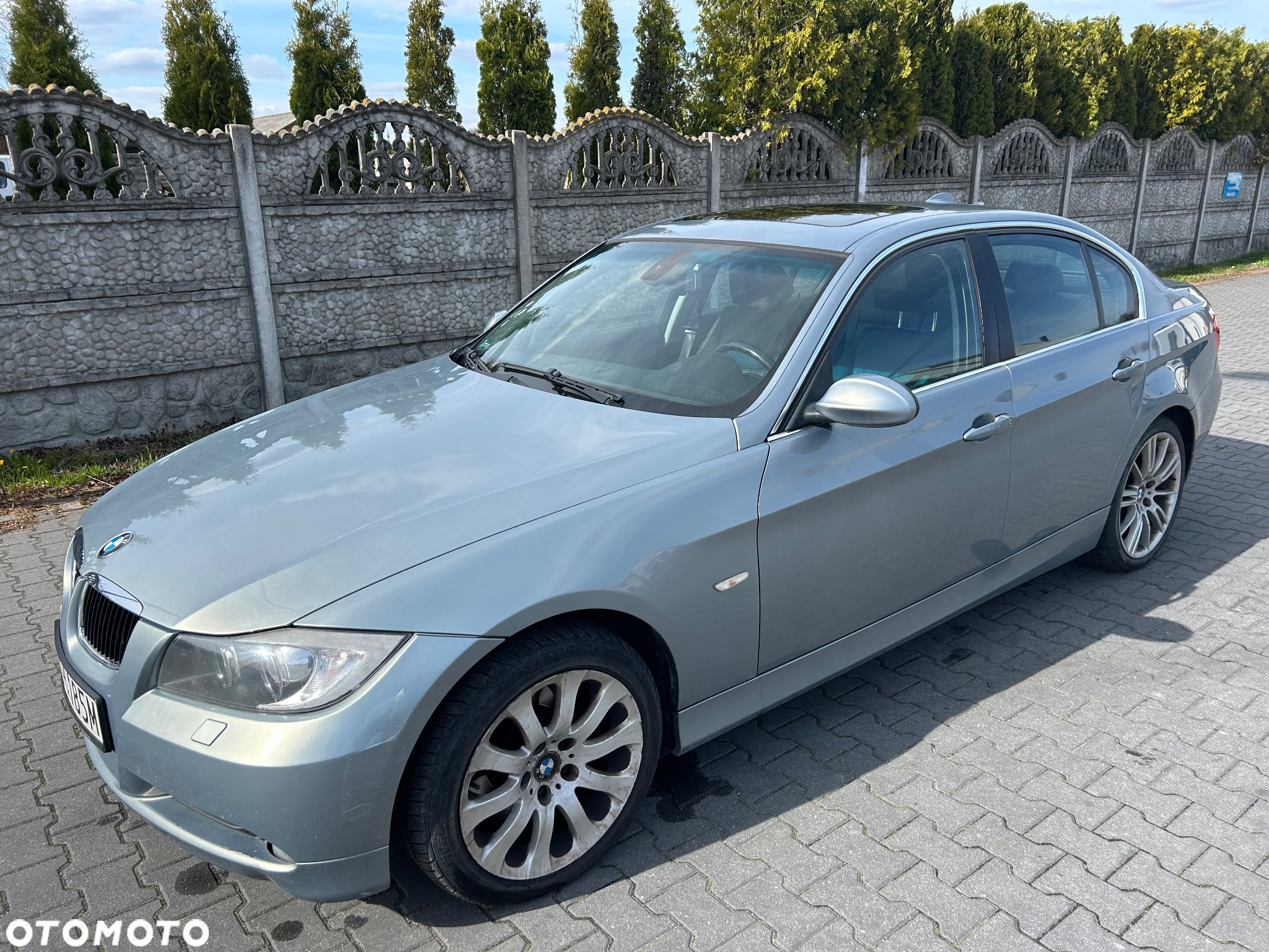 BMW Seria 3 330i Touring - 4