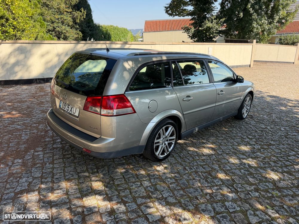 Opel Vectra Caravan 1.9 CDTi Sport - 4