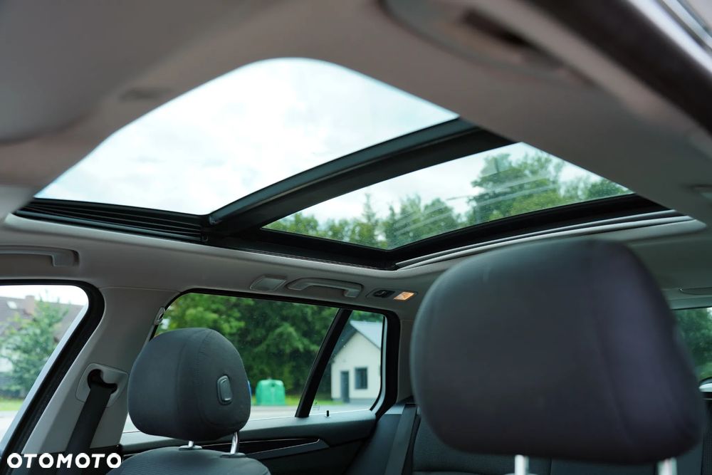 BMW Seria 5 520d Touring Sport Line - 28
