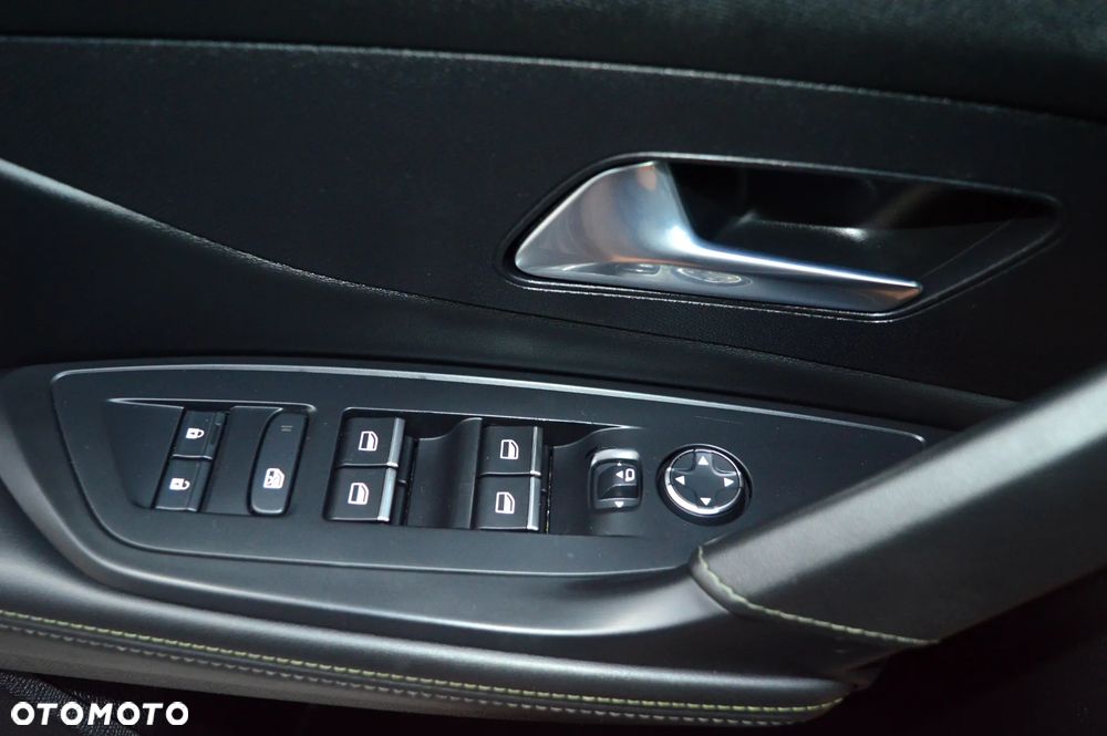 Peugeot 308 BlueHDi 130 EAT8 Stop & Start GT - 33