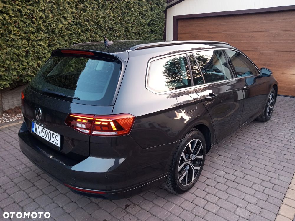 Volkswagen Passat 2.0 TSI Business DSG - 10