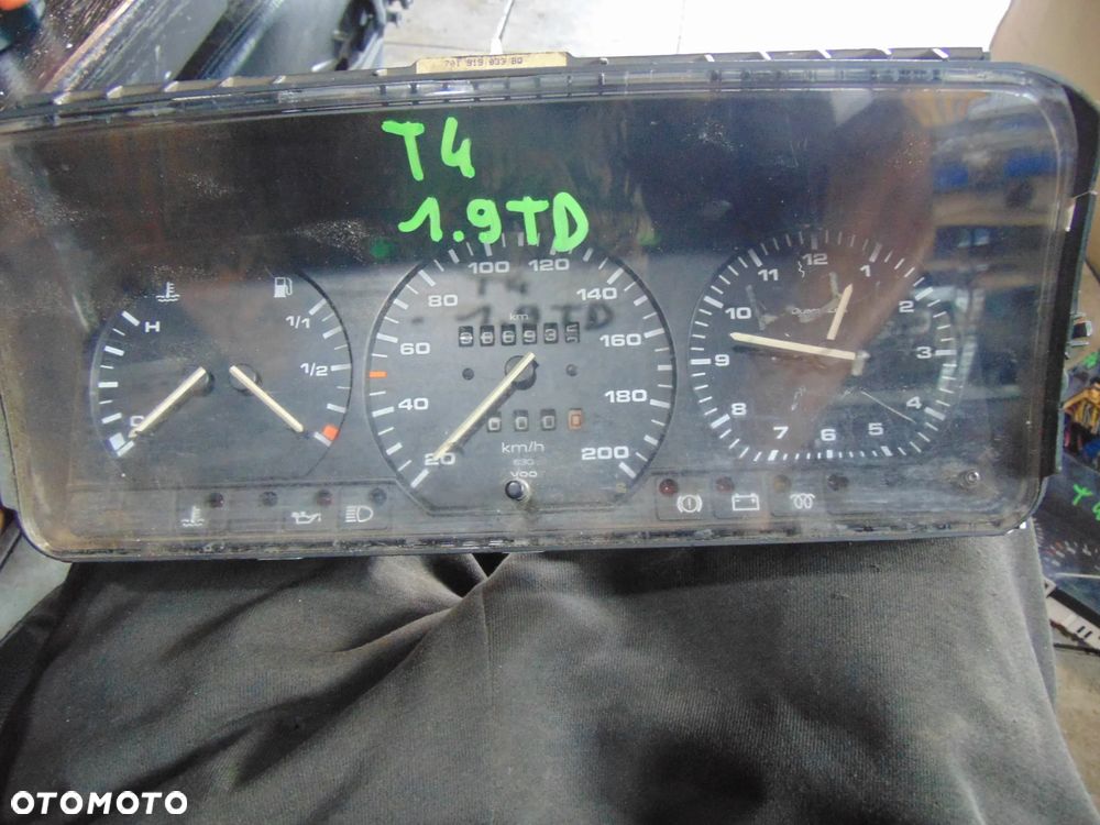 Licznik VW T4 1,9 D/TD - 3