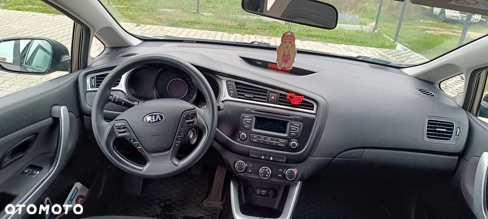 Kia Ceed Cee'd 1.6 GDI M - 5