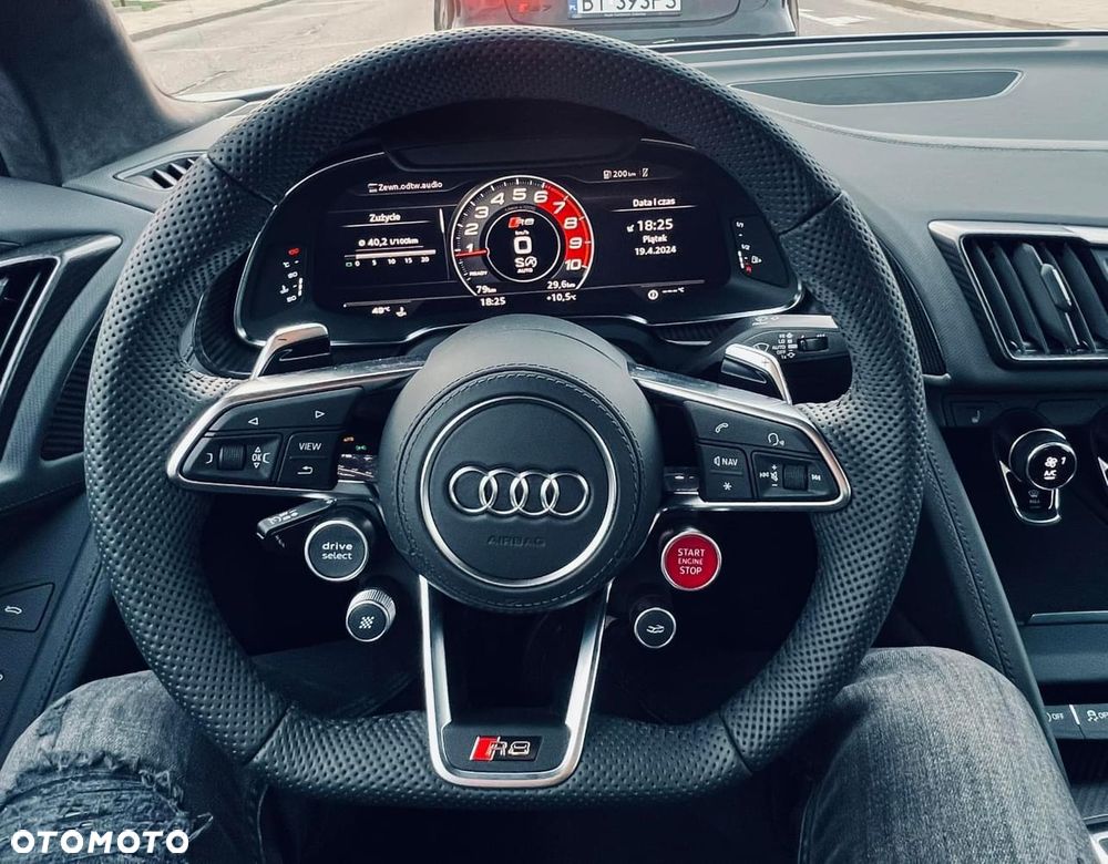 Audi R8 Coupé - 12