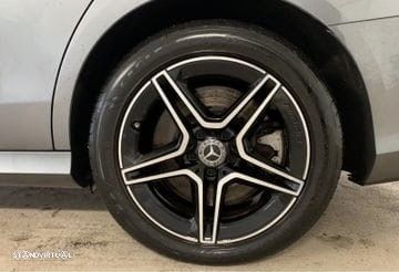 Mercedes-Benz E 300 de 4Matic 9G-TRONIC AMG Line - 15