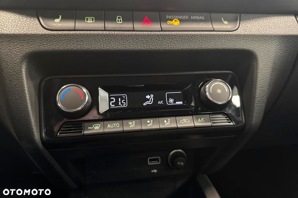 Skoda Fabia 1.0 TSI Style DSG - 27
