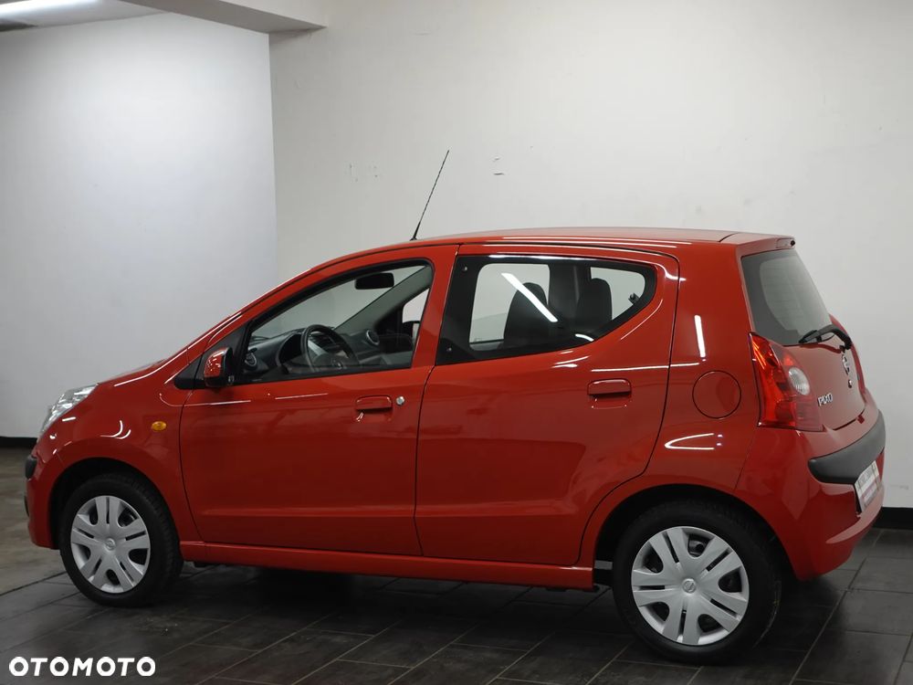 Nissan Pixo - 5