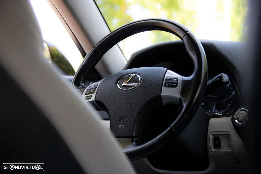 Lexus IS 200 d P.Executive 6G - 21