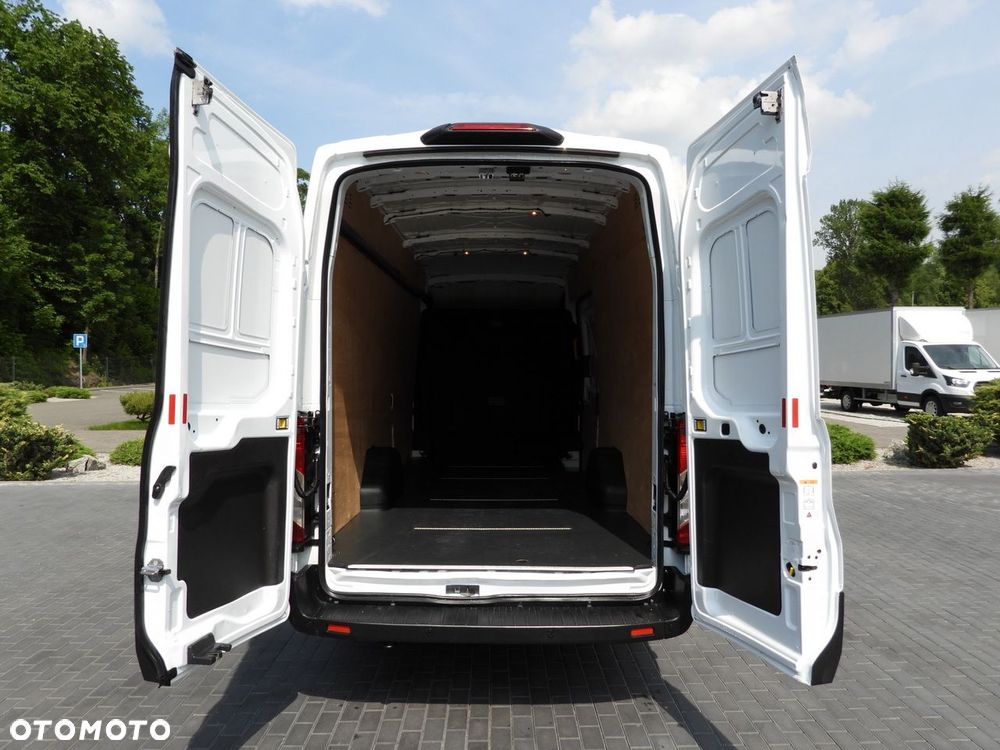 Ford TRANSIT  FURGON TEMPOMAT LEDY KLIMATYZACJA  130KM - 13