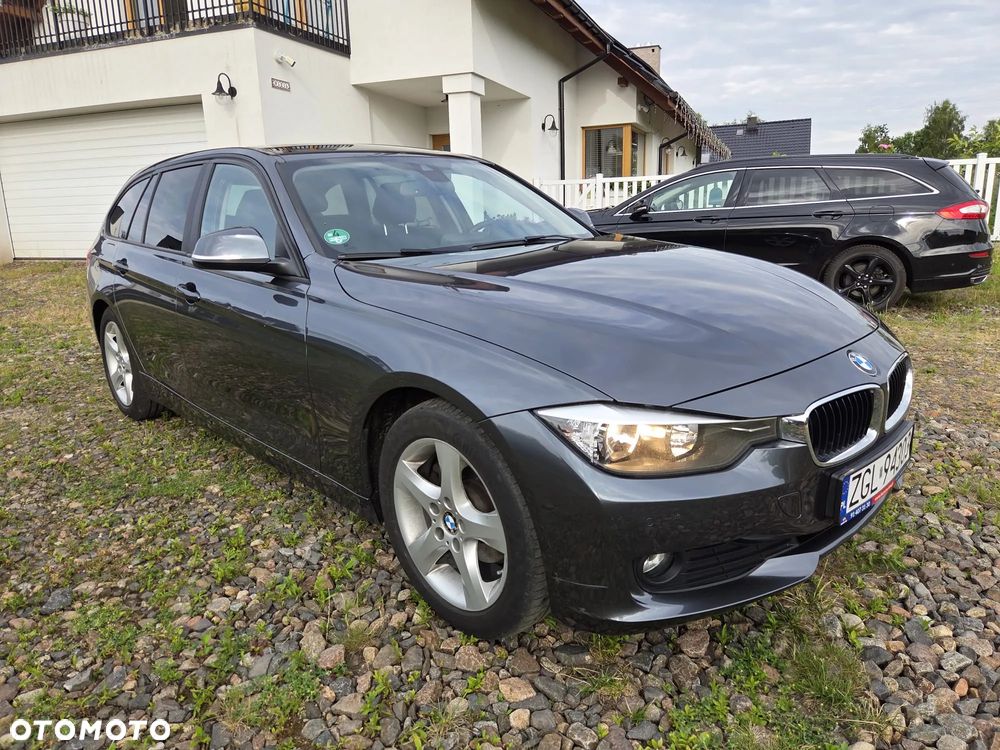 BMW Seria 3 318d - 10