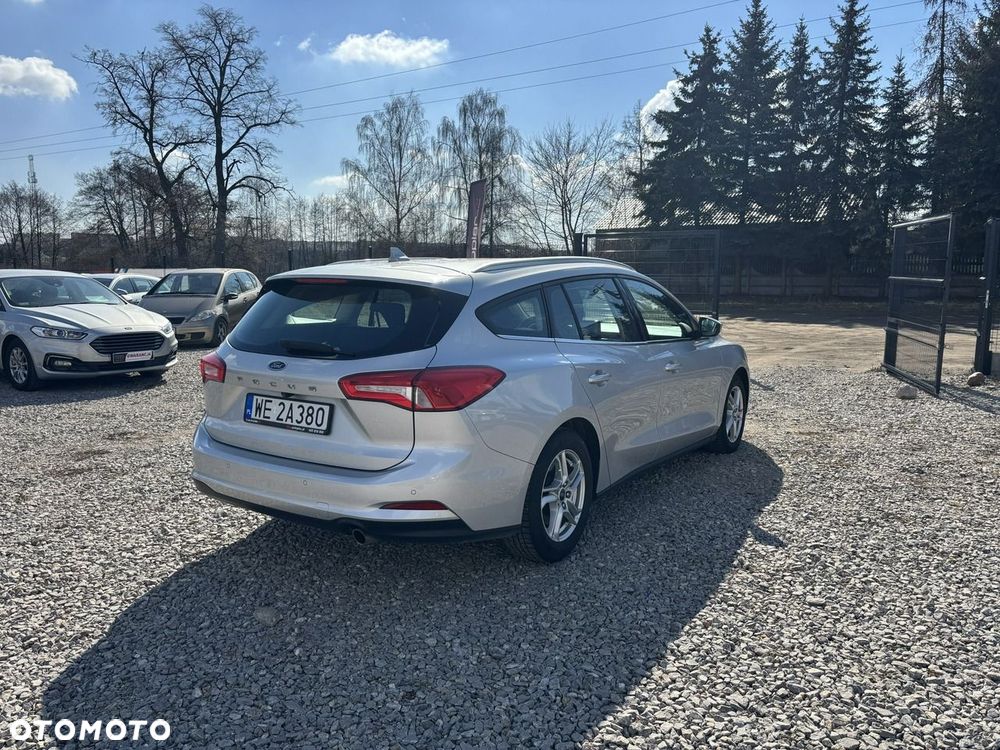 Ford Focus - 11