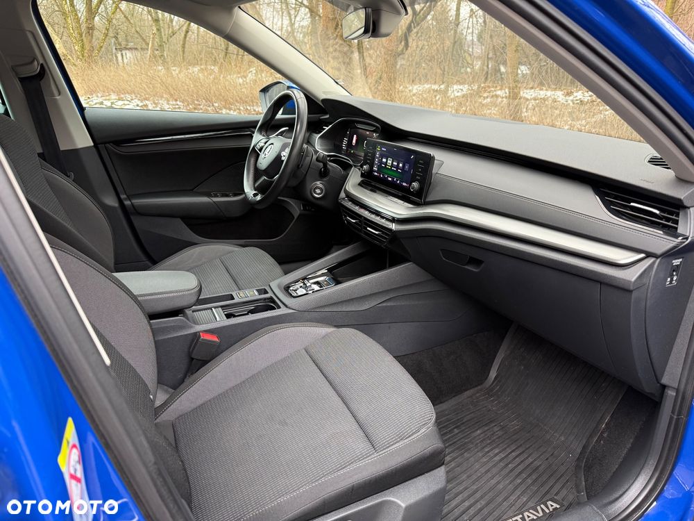 Skoda Octavia 2.0 TDI Ambition DSG - 21