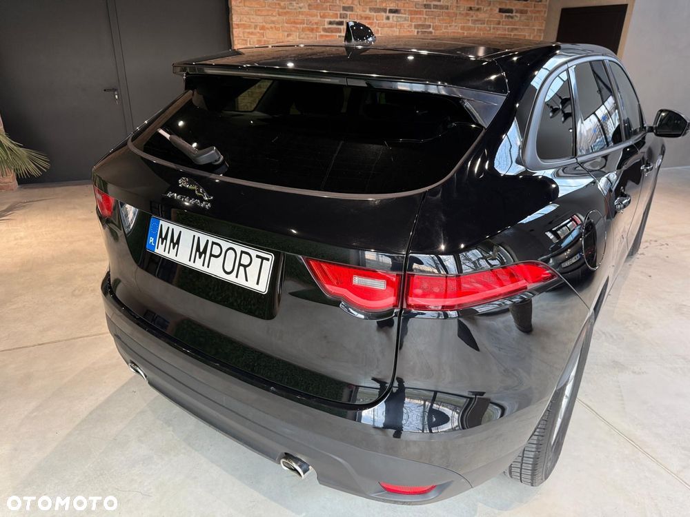 Jaguar F-Pace 35t AWD Pure - 8