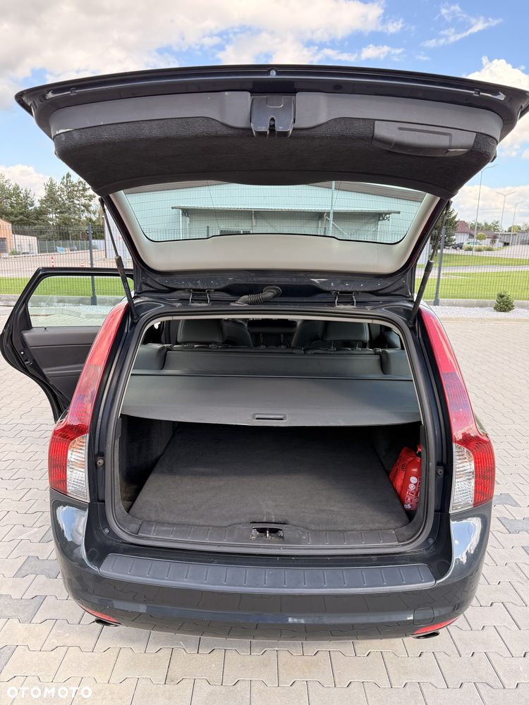 Volvo V50 D5 Summum - 14