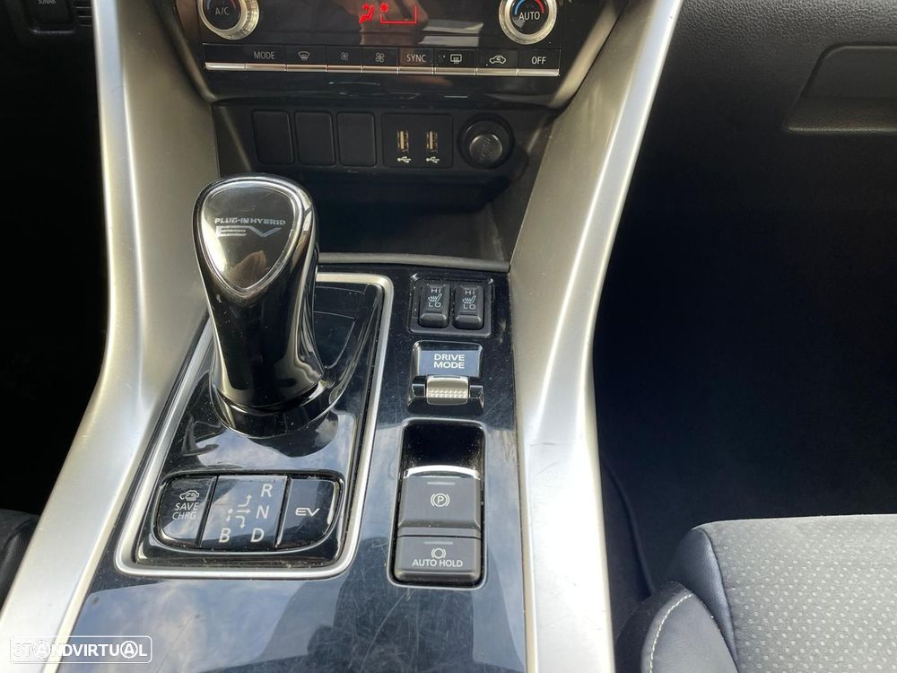 Mitsubishi Eclipse Cross - 35