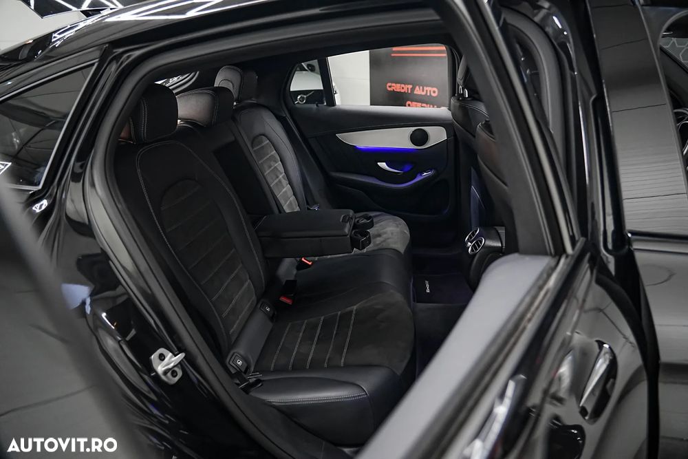 Mercedes-Benz GLC Coupe 300 e 4Matic 9G-TRONIC Edition AMG Line - 4