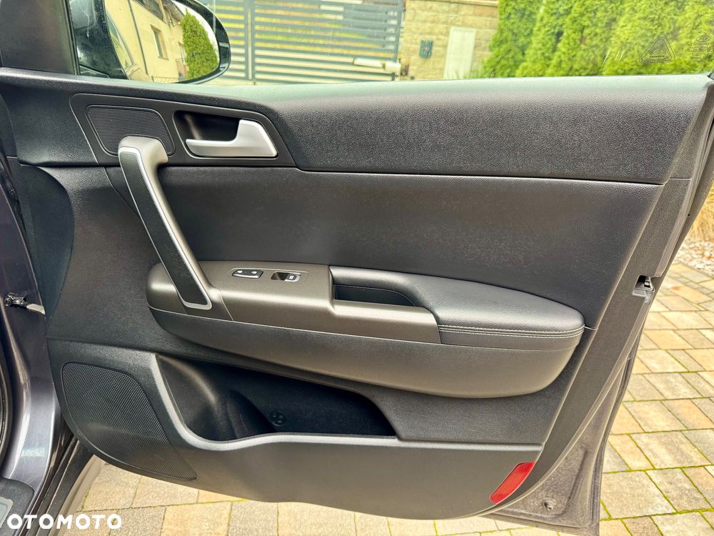 Kia Sportage 1.7 CRDI Business Line L 2WD - 33