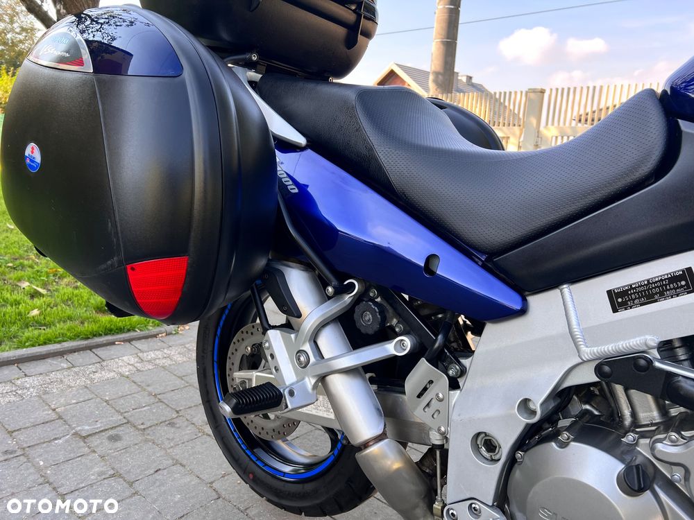 Suzuki V-STROM - 20