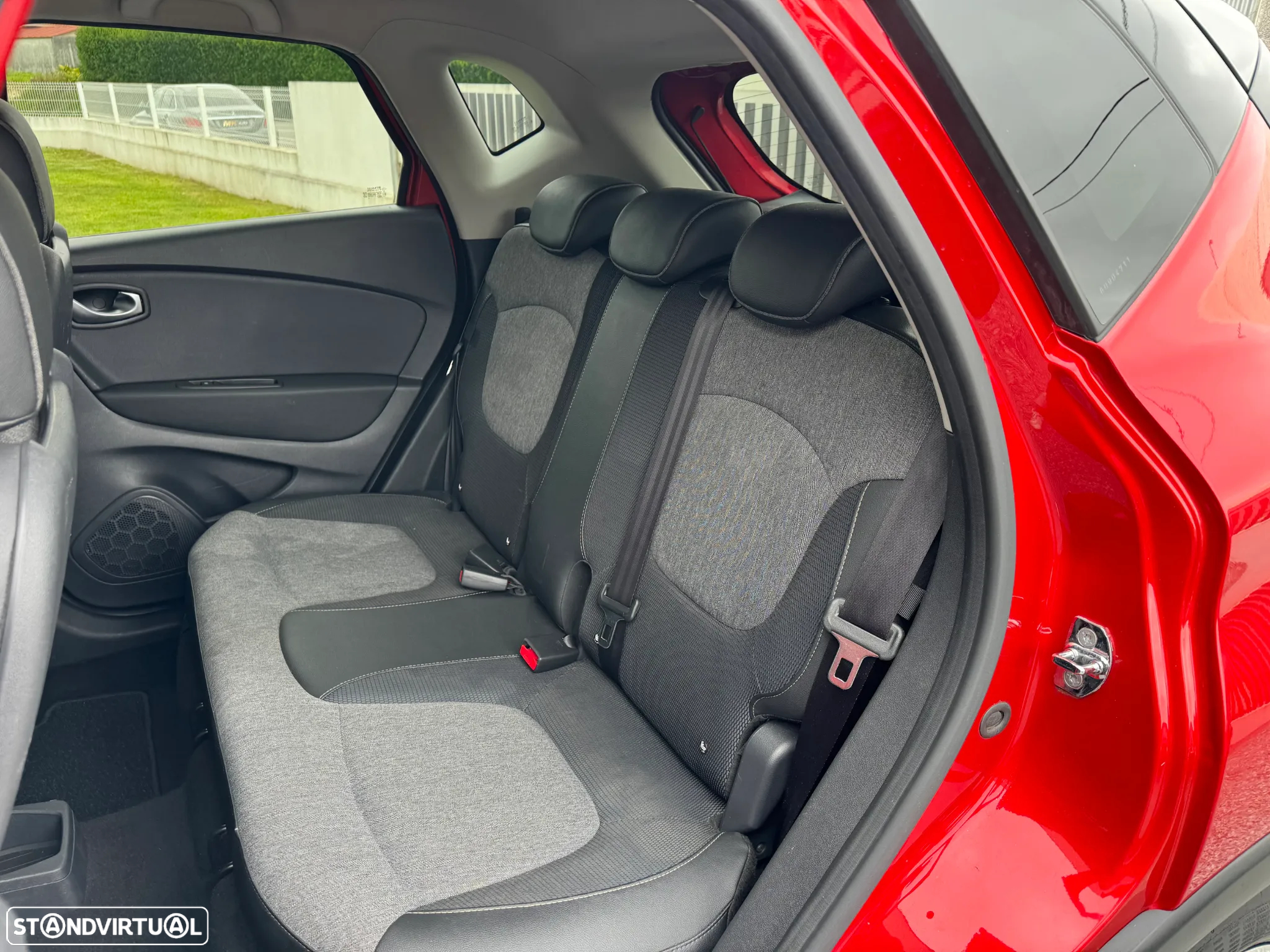 Renault Captur (ENERGY) TCe 90 INTENS - 18