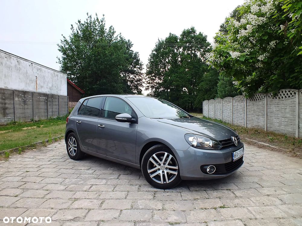 Volkswagen Golf 1.6 Q-Line - 2