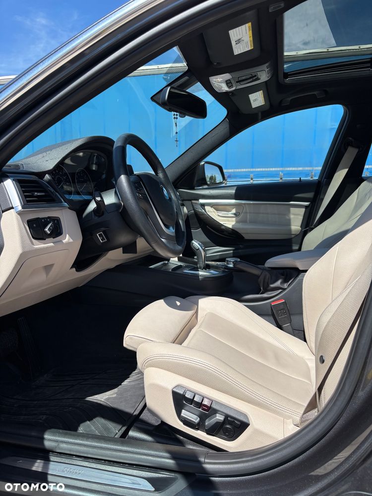 BMW Seria 3 330i Edition Luxury Line Purity - 17