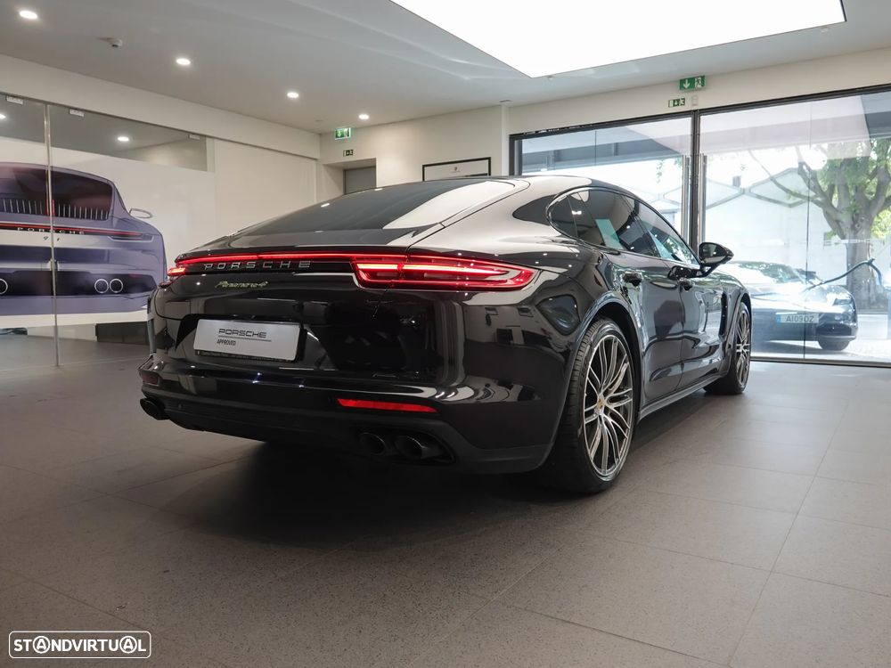 Porsche Panamera 4 E-Hybrid - 7