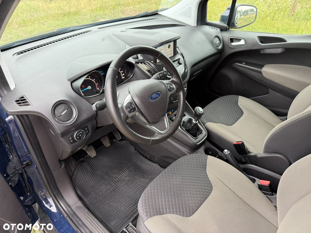 Ford Tourneo Courier 1.0 EcoBoost S&S Ambiente - 15