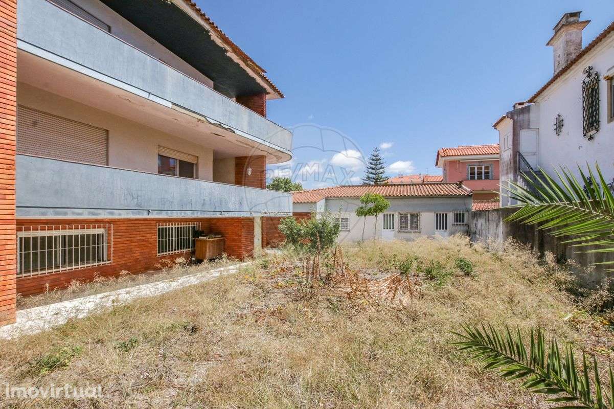 Moradia T13 para venda - Grande imagem: 3/48