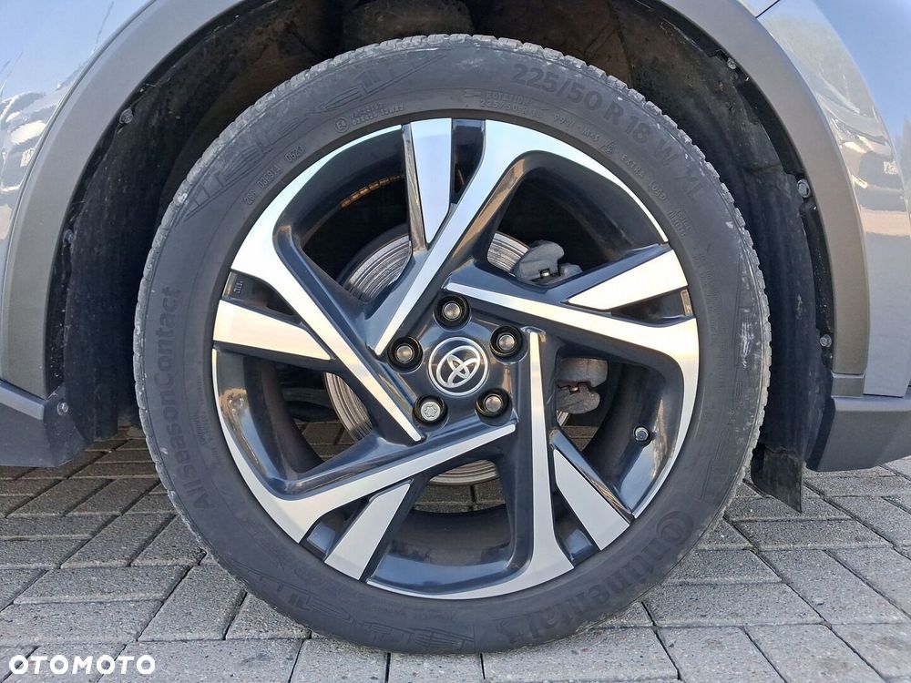 Toyota C-HR - 17