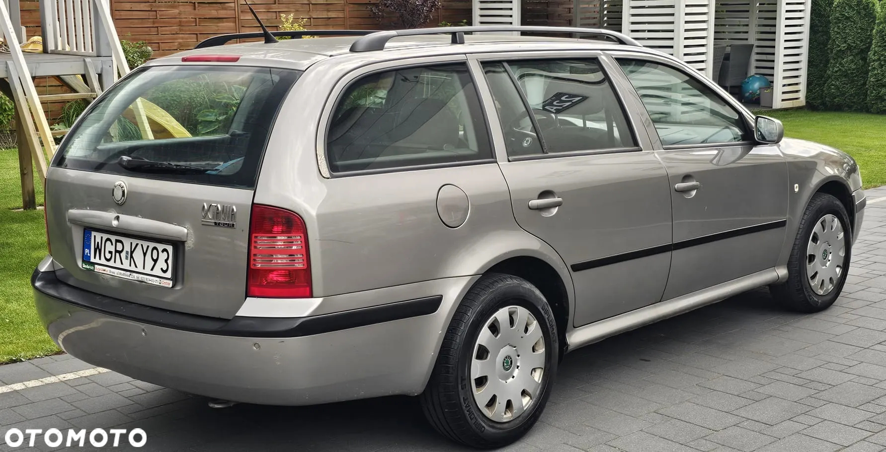 Skoda Octavia 1.9 TDI Tour Plus Ice+ - 2