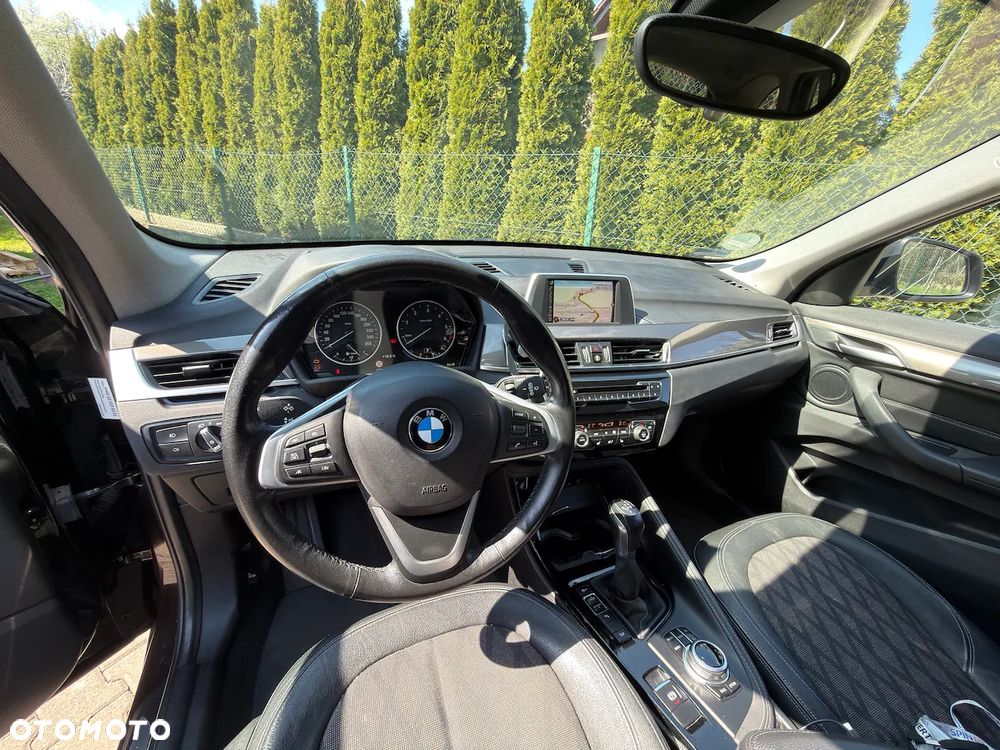 BMW X1 xDrive18d xLine - 17