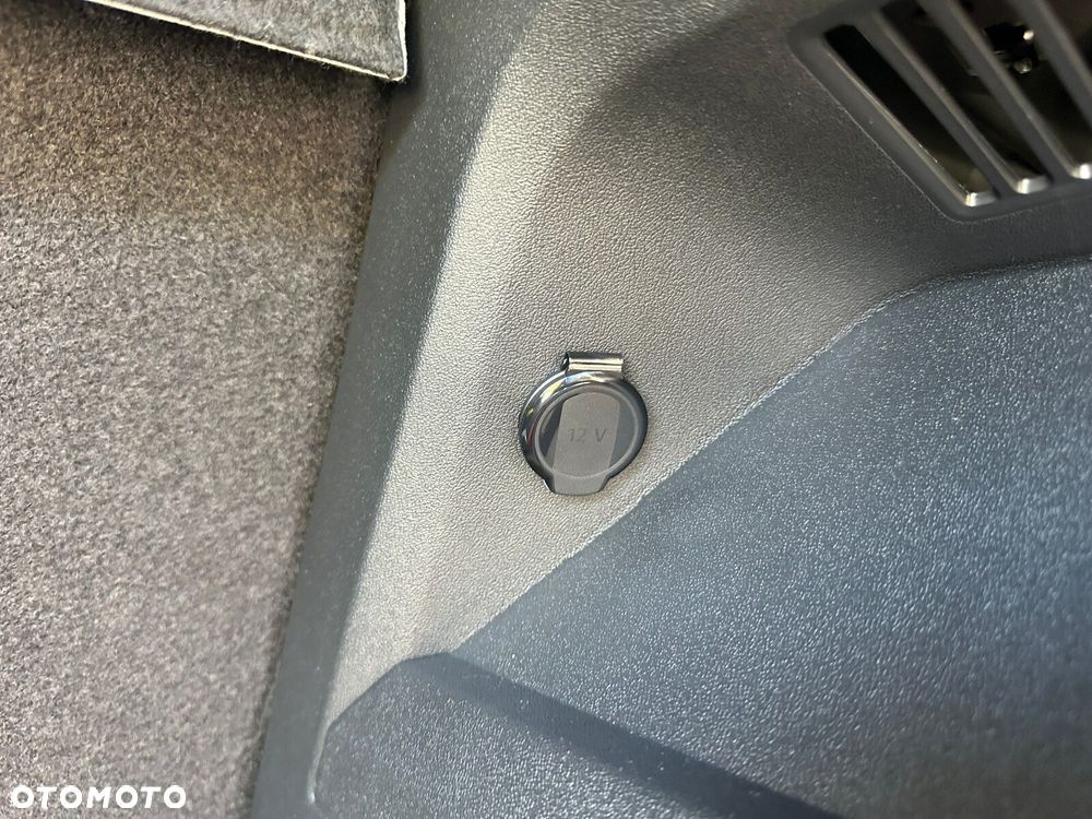 Volkswagen Tiguan - 34