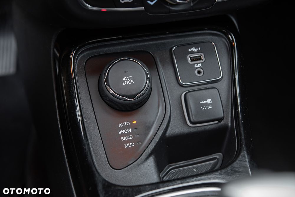 Jeep Compass 1.4 TMair Limited 4WD S&S - 25
