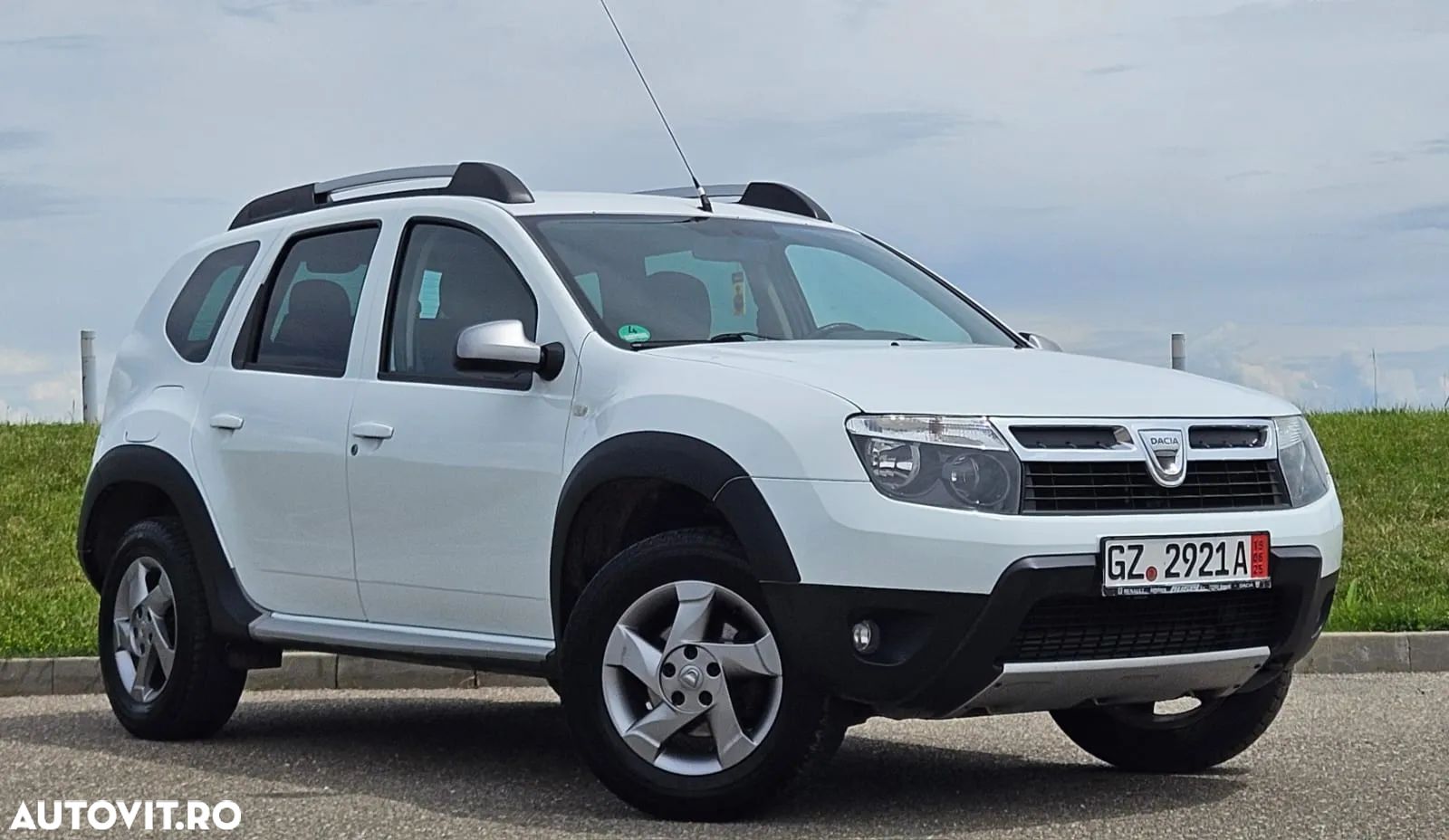 Dacia Duster 1.5 dCi 4x4 Prestige - 1