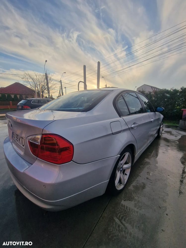BMW Seria 3 320d Touring - 5