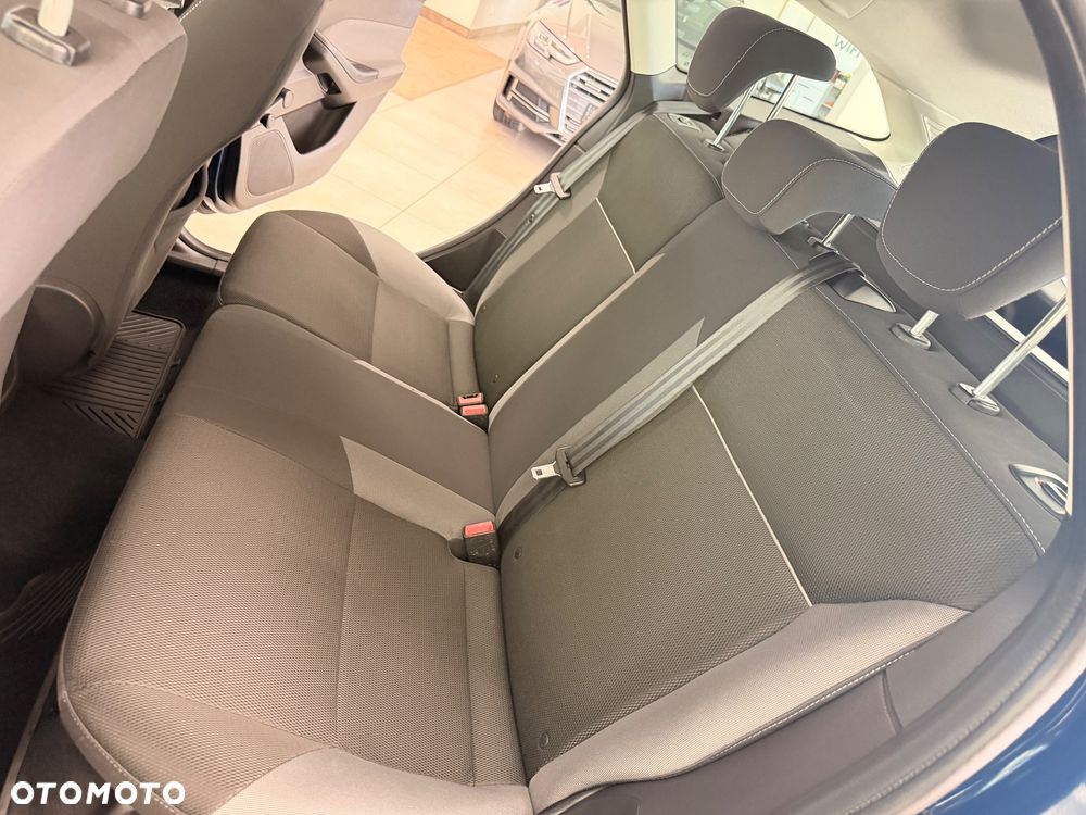 Ford Focus - 23