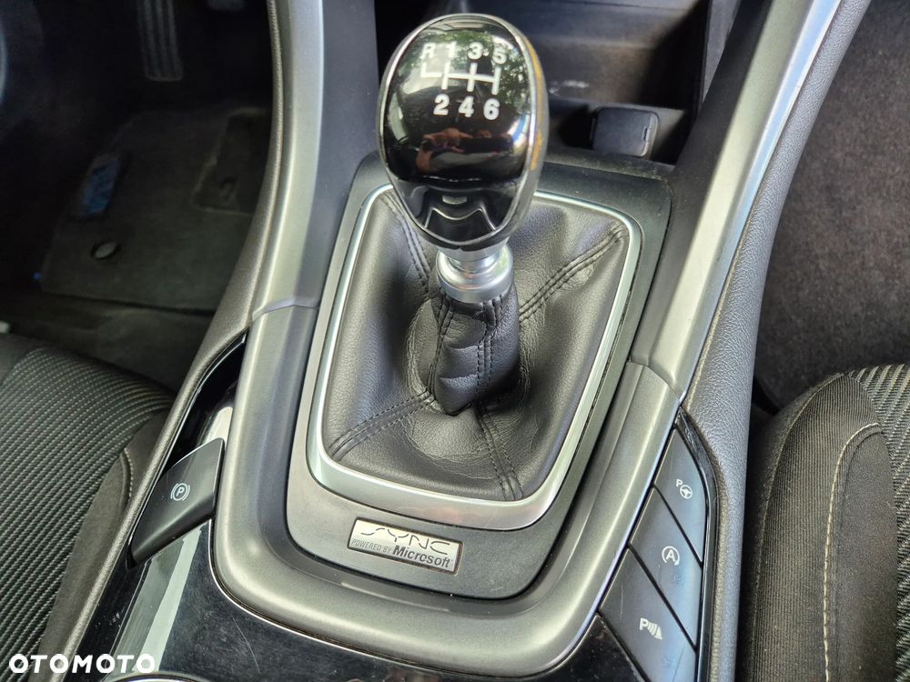 Ford Mondeo 2.0 TDCi STart-Stopp Titanium - 18