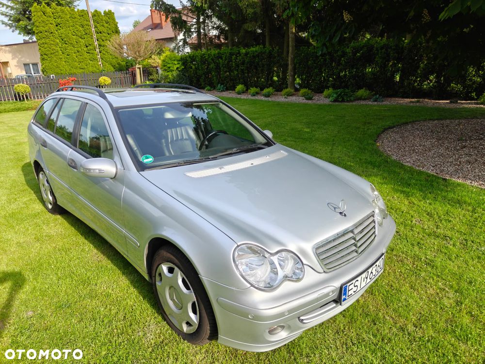 Mercedes-Benz Klasa C 220 T CDI Avantgarde - 3